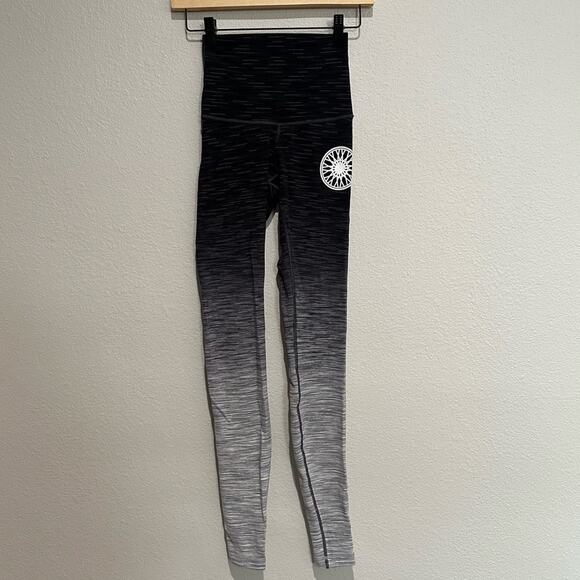 Lululemon Wunder Under Hi-Rise Leggings SZ 4 - Picture 6 of 13